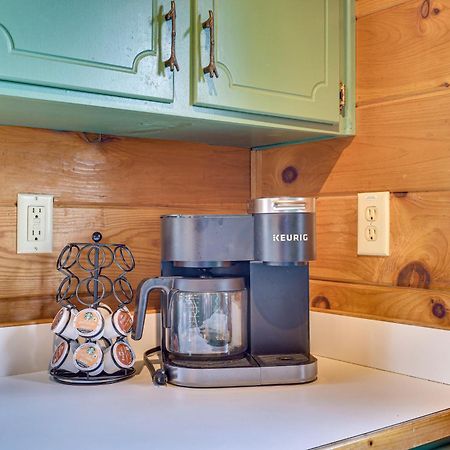 Cozy Cabin In Private Location With Hot Tub And Grill! Blue Ridge Luaran gambar