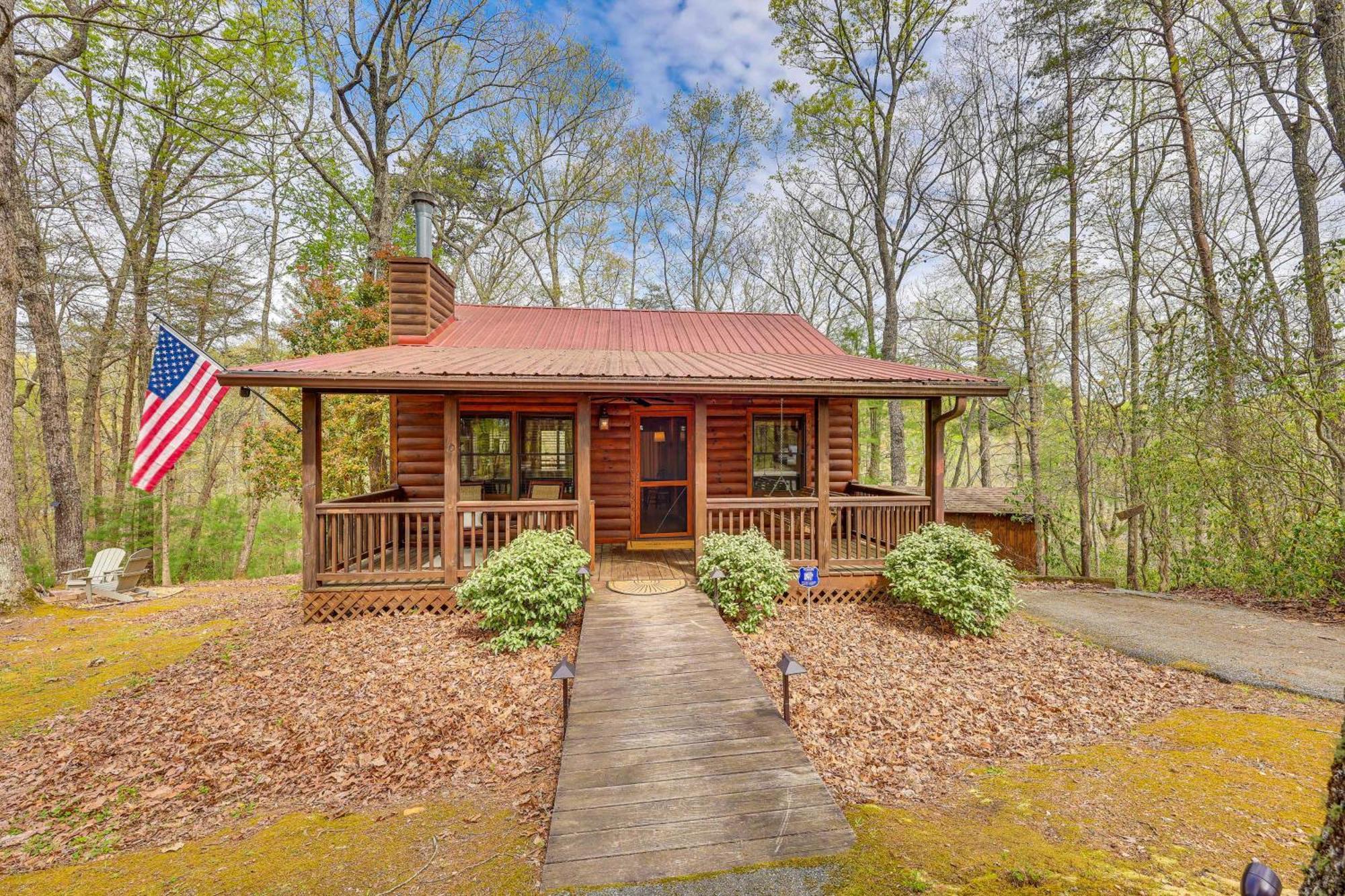 Cozy Cabin In Private Location With Hot Tub And Grill! Blue Ridge Luaran gambar